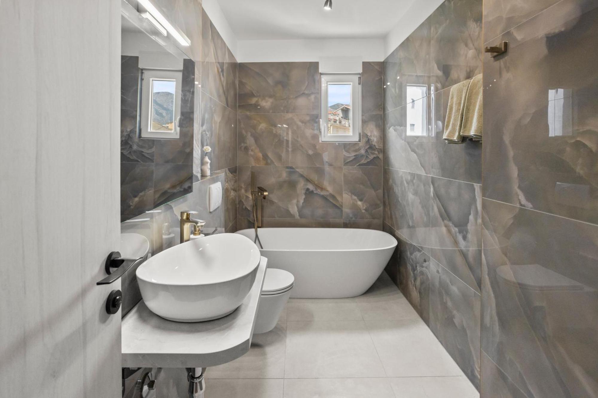 דירות Luxury Penthouse Duće מראה חיצוני תמונה