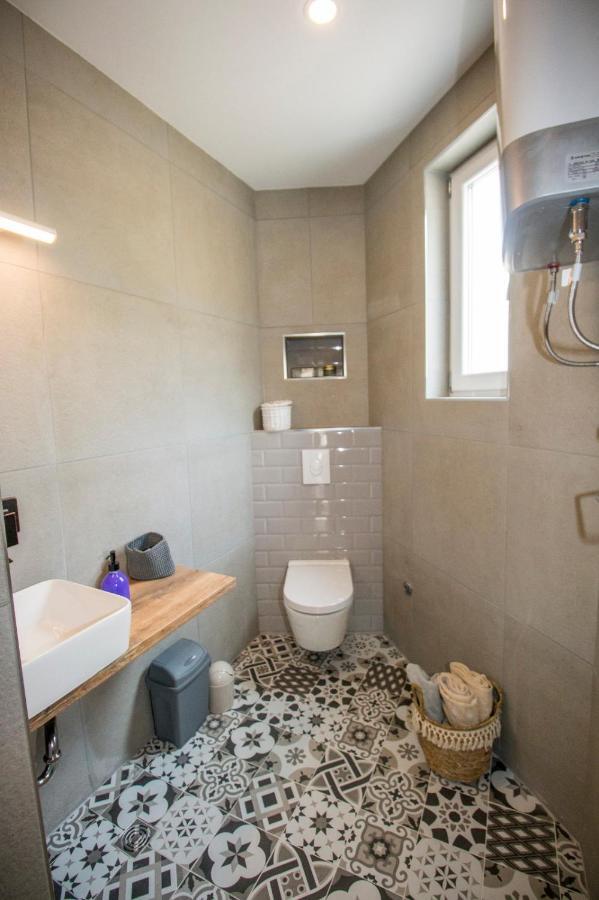 דירות Luxury Penthouse Duće מראה חיצוני תמונה